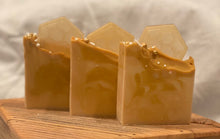 Load image into Gallery viewer, Honey Spiced Pear