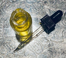 Load image into Gallery viewer, Natural Beard &amp; Mustache Oil

