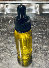 Load image into Gallery viewer, Natural Beard &amp; Mustache Oil
